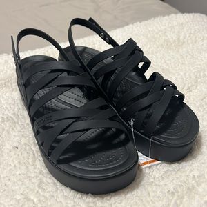 NWT Crocs Brooklyn Strappy Sandal